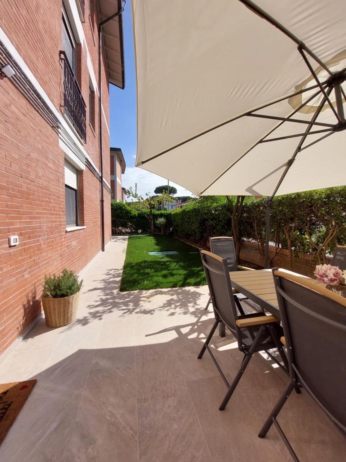 Casa Del Sole Apartments With Garden Marina Di Pisa Εξωτερικό φωτογραφία